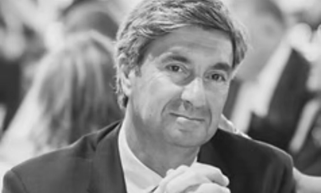 Unveiling the Persona of Patrique Habboo: A Journey Through His Creative World